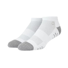 
                        
                          Load image into Gallery viewer, TravisMathew Eighteener 2.0 Ankle Socks - Micro Chip/One Size
                        
                       - 5