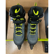 
                        
                          Load image into Gallery viewer, Rollerblade Macroblade 80 Mens Inline Skates 33059
                        
                       - 2