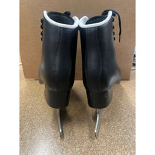 
                        
                          Load image into Gallery viewer, Jackson Finesse 452 Mens Figure Skates 33074
                        
                       - 3