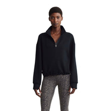 
                        
                          Load image into Gallery viewer, Varley Sian Crop Half-Zip Womens Midlayer Pullover - Black/M
                        
                       - 1