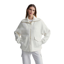 
                        
                          Load image into Gallery viewer, Varley Eleanor Fleece Womens Jacket - Egret/M
                        
                       - 4